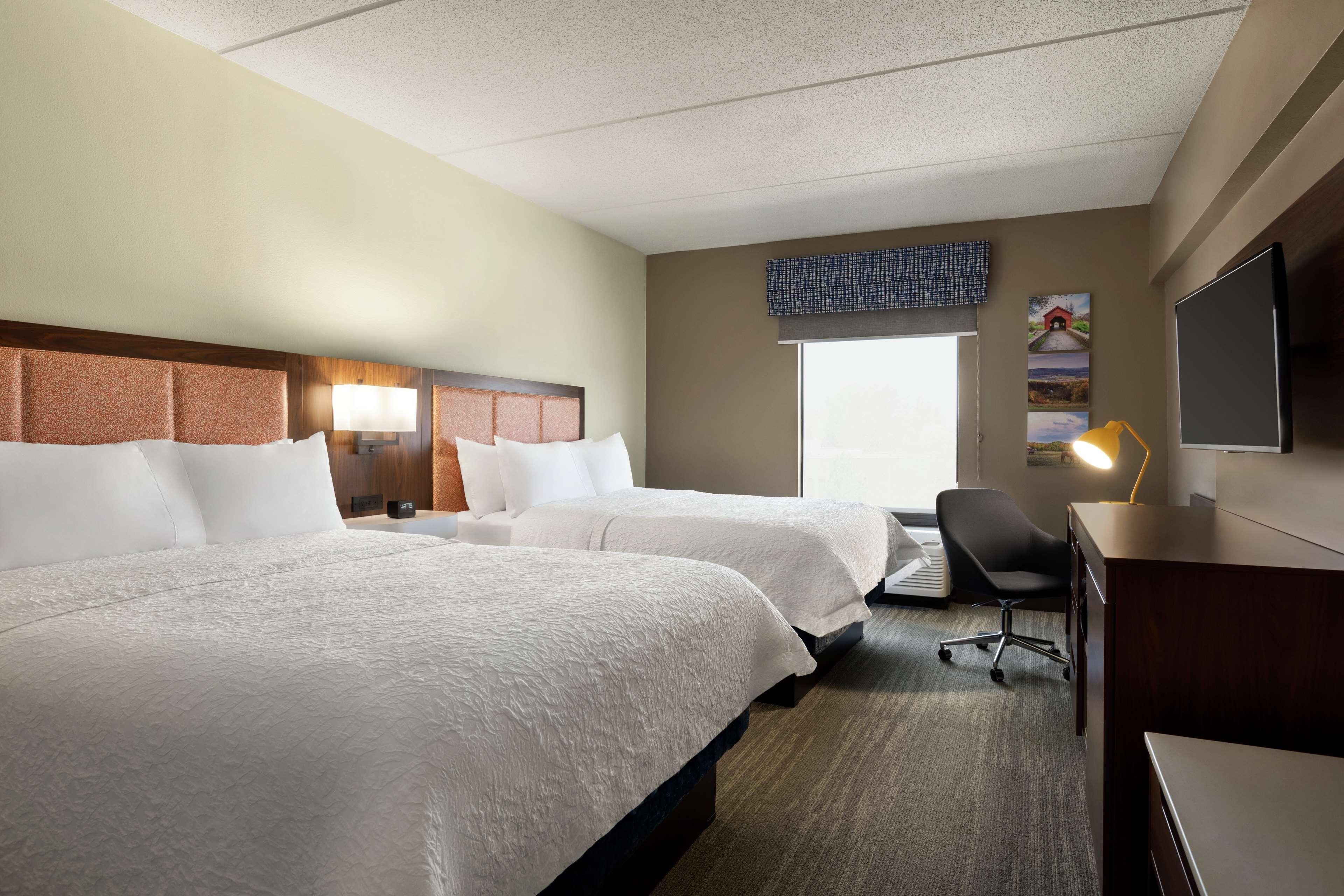 Hampton Inn & Suites Frederick/Fort Detrick Экстерьер фото