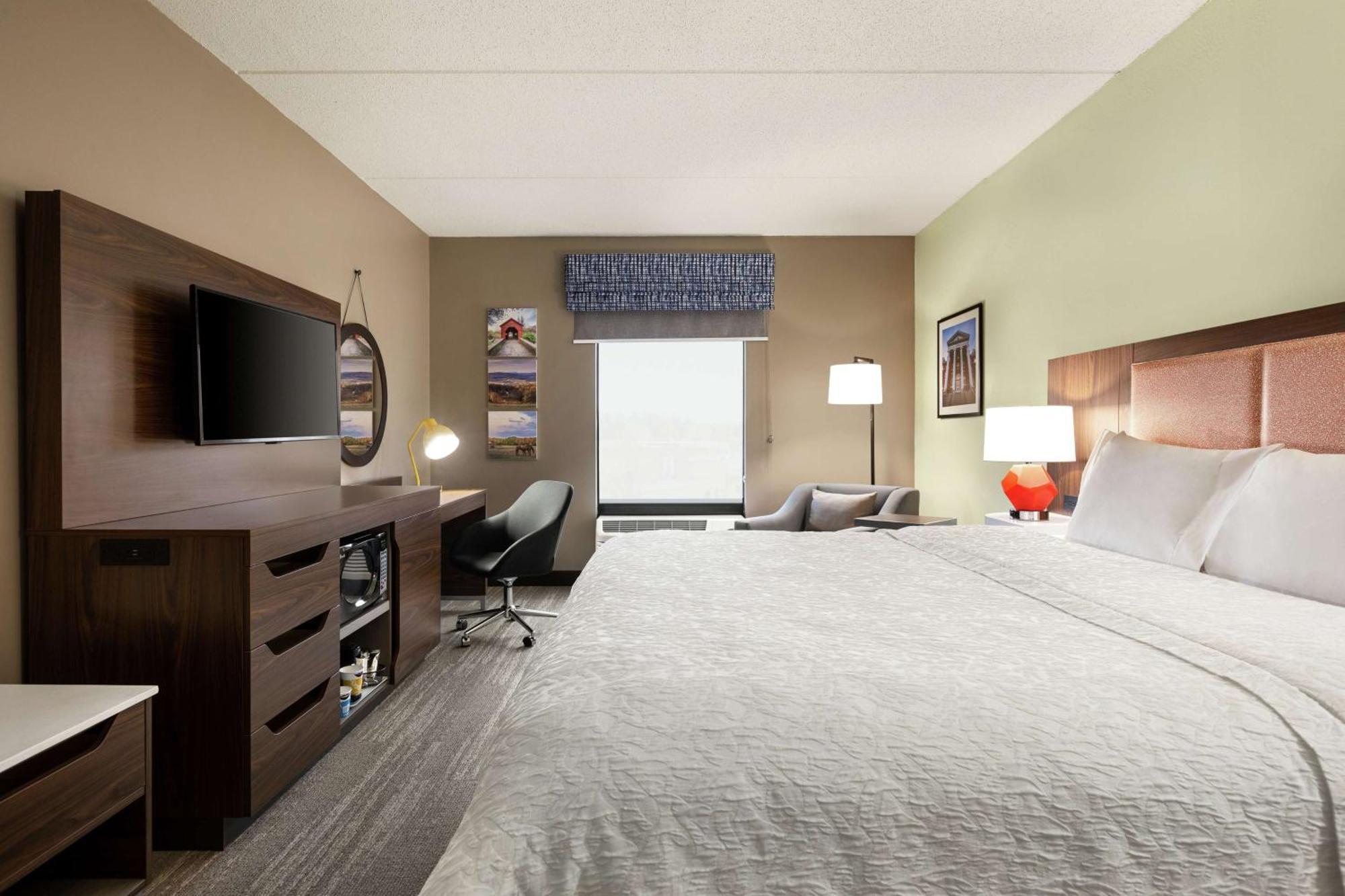 Hampton Inn & Suites Frederick/Fort Detrick Экстерьер фото